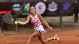 Националката на България за Били Джийн Кинг Къп Росица Денчева и