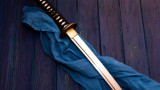  Съдят холандец, нападнал човек със самурайски меч пред блок в 