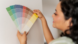 Боядисването е не само основна част от освежителния ремонт у