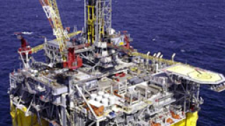 Норвегия създава гигантска компания за нефт и газ