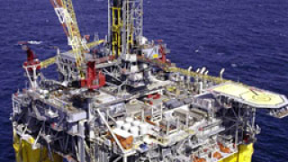 Норвегия създава гигантска компания за нефт и газ