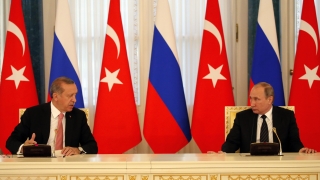 Путин и Ердоган обсъдиха по телефона операцията „Щитът на Ефрат”