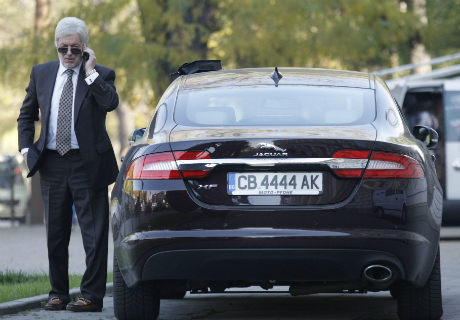 "В ЦСКА  си играят на стражари и апаши"