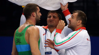 Борецът Тарек Абдеслам закъсня за първата тренировка за годината в