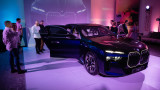  BMW сподели новия футуристичен и напълно електрически модел i7 