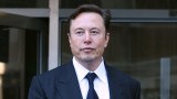 Как Илон Мъск загуби $20 милиона от парите си, заради... Tesla