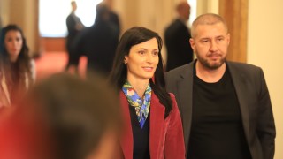 Мария Габриел разговаря с ДПС и ИТН за да им