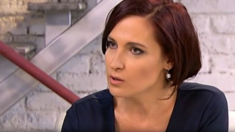 Ани Цолова се отървала на косъм от тежка катастрофа
