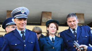 9 противопожарни автомобила и 142 служители на пожарната ще бъдат