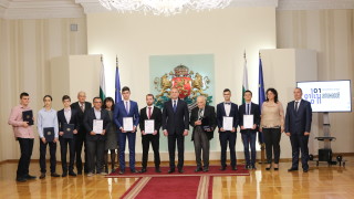 Върховите постижения на младите учени и техният принос към развитието