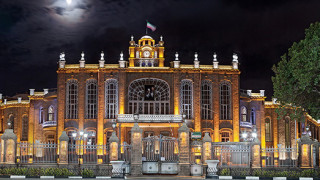 На 11 февруари Република Иран отбелязва празника на Победата на