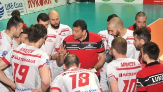 Волейболните национали Добромир Димитров и Георги Петров си тръгват от