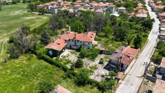 Ще се превърне ли царската вила в Баня в луксозен хотел?
