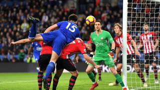 Саутхемптън постигна важна победа в борбата за оцеляване във Висшата