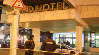 Евакуираха хотел и няколко заведения в Казанлък заради сигнал за бомба