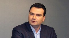 БСП наказа Калоян Паргов - изключи го временно от партията.
