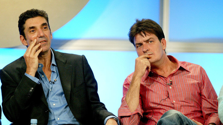 12 години по-късно - как Чарли Шийн и Чък Лори заровиха томахавката