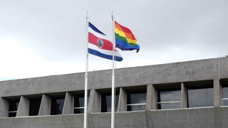 Коста Рика узакони еднополовите бракове превръщайки се в първата държава
