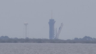 Историческа мисия на SpaceX и НАСА Днес компанията на Илън