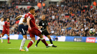 Защитникът Деян Ловрен бе избран за играч на месец октомври