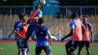 Левски 0 0 Монтана 7′ Сините овладяха трайно инициативата