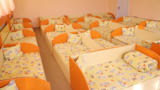 Освободена е от работа учителката на втора група от филиал