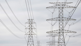 Tesla ще създаде над 100 мегаватова батерия за електропреносната мрежа на Тексас