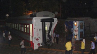 3-ма загинаха при влакова катастрофа в Китай
