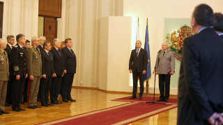 Президентът удостои шефа на ВМА със звание „бригаден генерал“