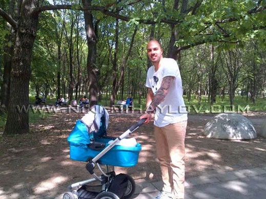 Ники Михайлов в ролята на баща