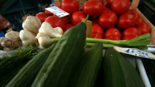 Със 17% са поскъпнали зеленчуците за година