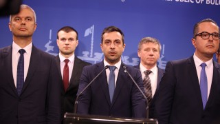 За "Възраждане" евроатлантизмът е съвременния нацизъм