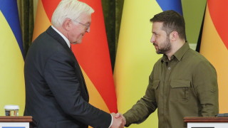 Щайнмайер и Зеленски обсъдиха възстановяването на Украйна 