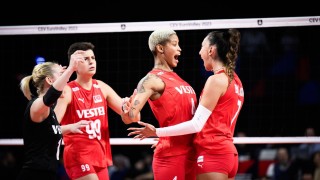 Турция спечели титлата на Европейското първенство по волейбол за жени