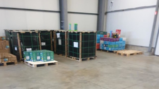Откриха хиляди флакони и патрони с райски газ в склад в Пловдив