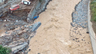 Наводнения удариха Северна Турция, дни след като пожари опустошиха юга
