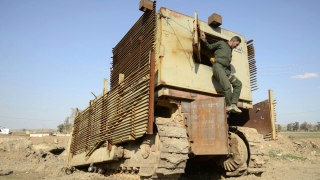 Иракски паравоенни откриха масов гроб до Мосул