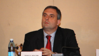 Калфин заминава на посещение в САЩ