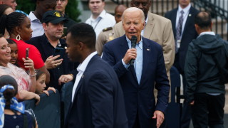 Редица големи дарители от Демократическата партия публично предупредиха че ще оттеглят средствата