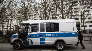 Германските власти провеждат издирвателни операции в цялата страна във връзка