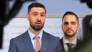 Общинските съветници от групата на Продължаваме промяната Демократична България