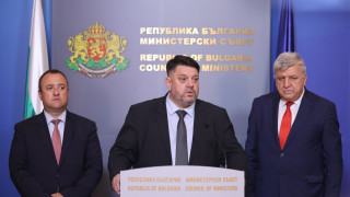 Общото впечатление е че посоката на предприетите оперативни действия но