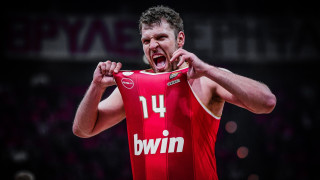 Олимпиакос и Александър Везенков загубиха със 72 80 21 28 23 10 12 20