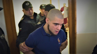 Васил Михайлов предаден на съд за 4 закани с убийство към приятелката си