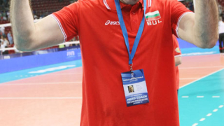 Освен треньор, Наката стана и шофьор