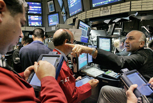 Финансовият сектор отново натисна американските пазари