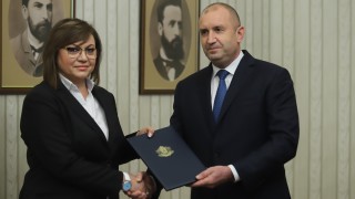 Президентът Румен Радев официално за съставяне на правителство на третата