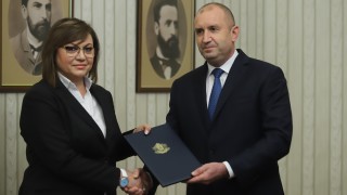 Президентът Румен Радев официално за съставяне на правителство на третата