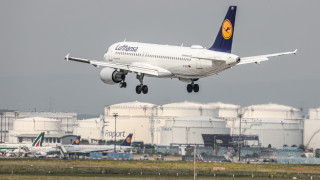 Пътнически самолет на Луфтханза Lufthansa за Франкфурт беше евакуиран на