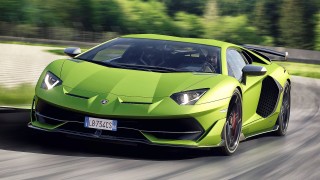 Lamborghini показа Aventador SVJ